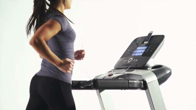 life-fitness-f3-futopad-track-konzollal-01 Life Fitness F3 futópad TRACK konzollal
