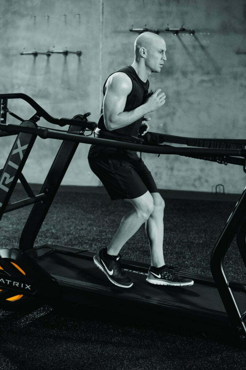 matrix-fitness-s-drive-performance-training-futopad-04 Matrix Fitness S-Drive Performance trainer futópad