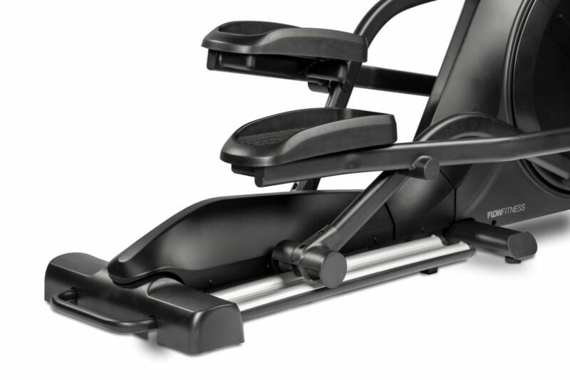 flow-fitness-cf5i-profi-elliptikus-trener-08 Flow Fitness CF5i profi elliptikus tréner