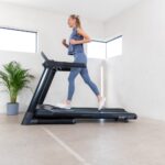 Flow Fitness Perform T2i profi futópad