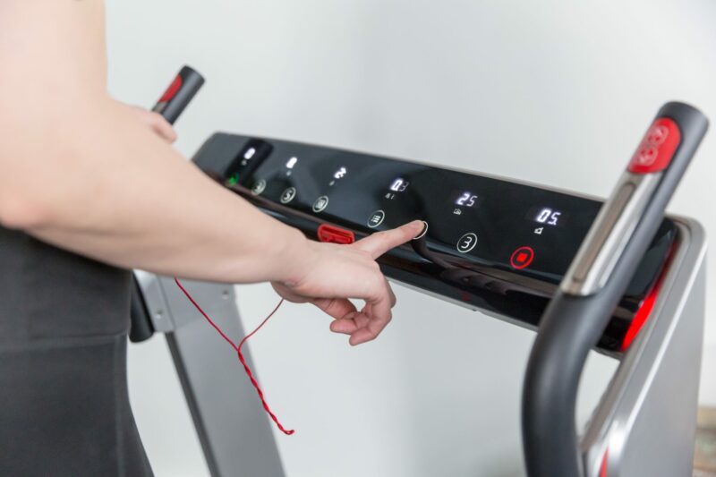 Flow Fitness Runner DTM400i futópad