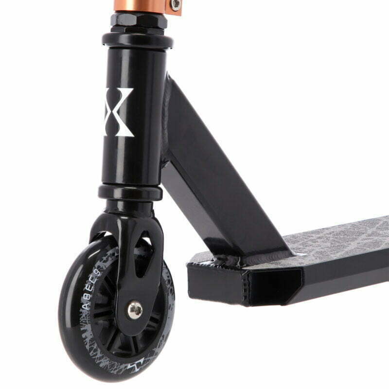 Niels Extreme HS104 Fekete - arany extreme freestyle roller