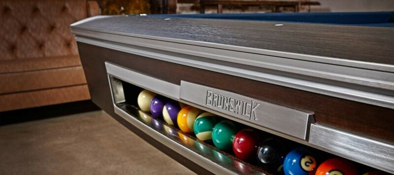 Brunswick Gold Crown VI biliárd asztal dió 9ft