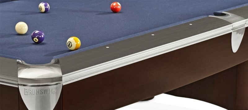 Brunswick Gold Crown VI biliárd asztal dió 9ft