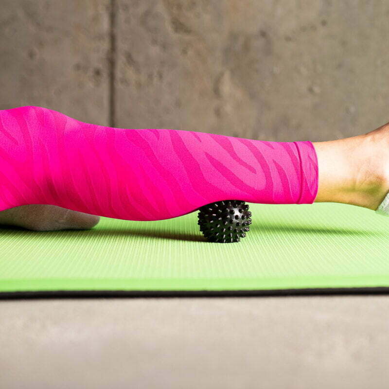 HMS Fekete tüskés masszírozó labda