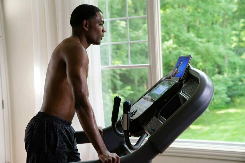 Horizon Fitness 7.4AT futópad