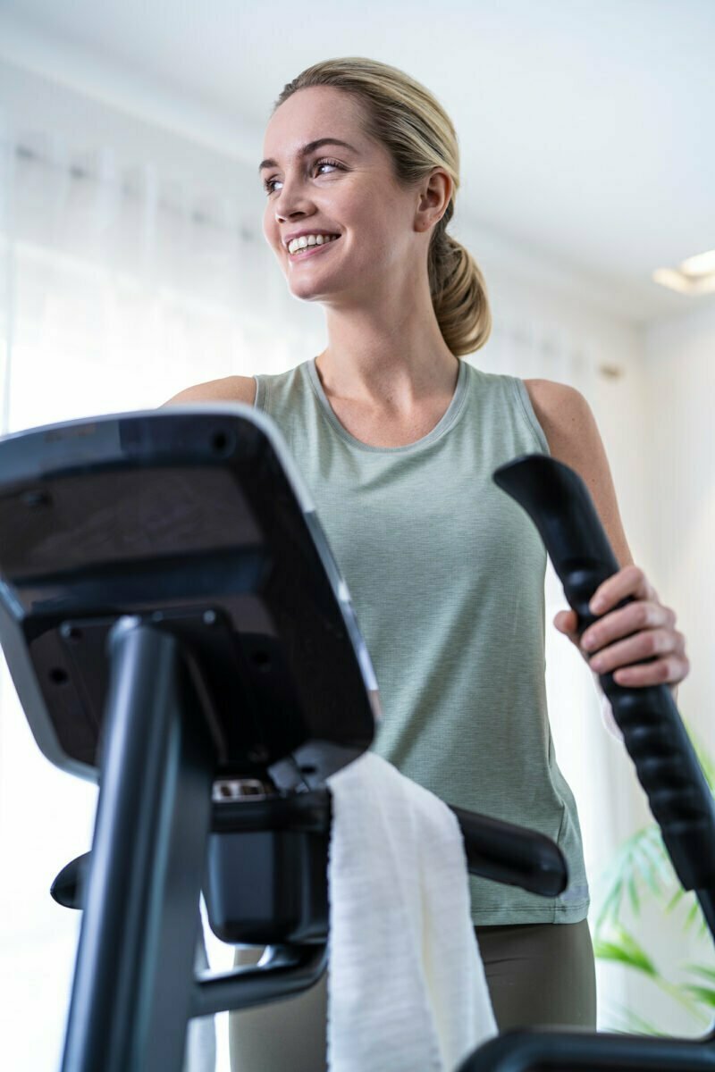 Horizon Fitness Andes 7.1 fronthajtásos elliptikus tréner