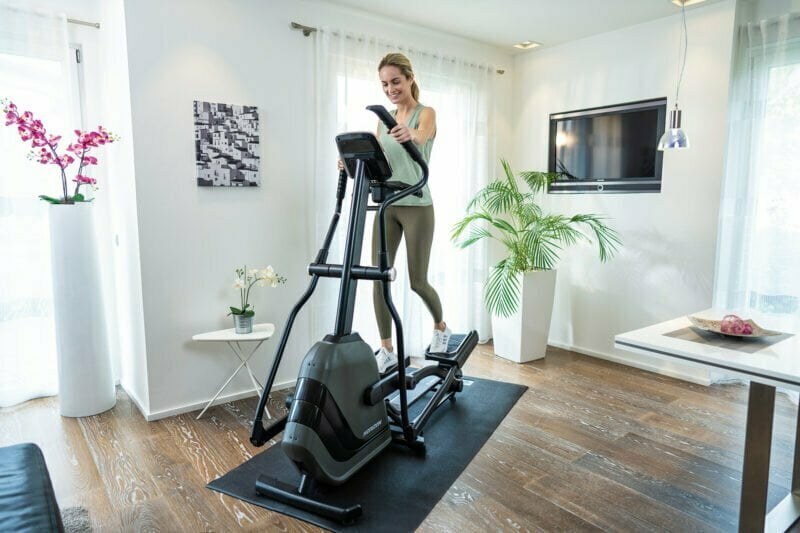 Horizon Fitness Andes 7.1 fronthajtásos elliptikus tréner