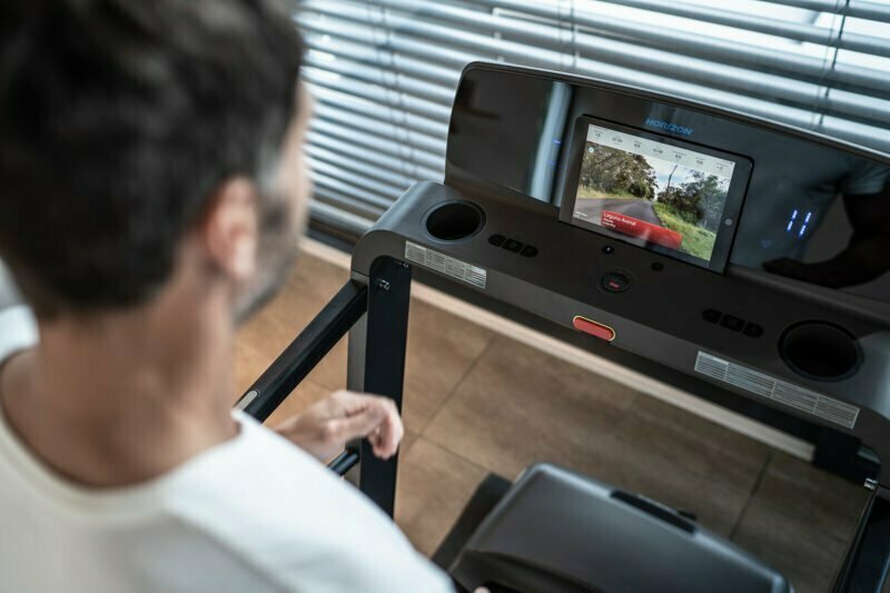 horizon_fitness_omega_z_dark_futopad_07 Horizon Fitness Omega Z dark futópad