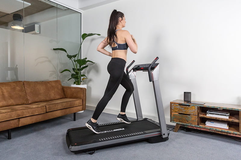 Flow Fitness Runner DTM400i futópad