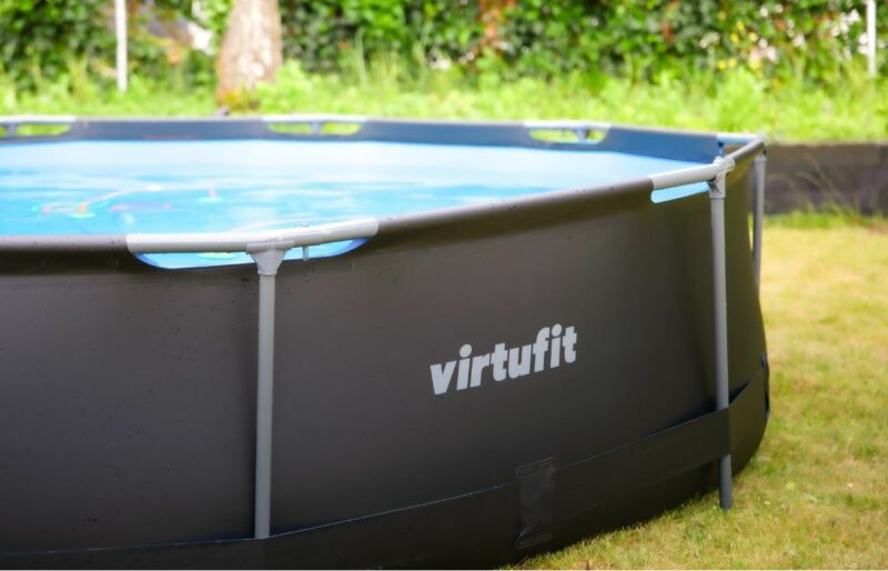 VirtuFit Fémvázas medence vízszűrővel 305x76cm