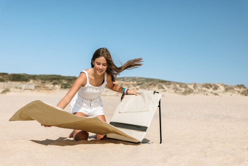 VirtuFit Állítható háttámlás, összecsukható kempingpléd és strandszőnyeg - bézs