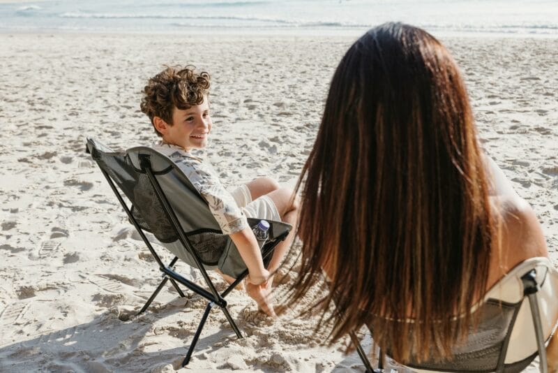 VirtuFit Kompakt kemping fotel - strandfotel hordtáskával - szürke