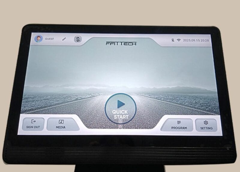 FFiTTech Fast Run edzőtermi futópad TFT kijelzővel