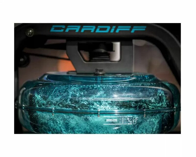 BH Fitness CARDIFF víztartályos fél professzionális evezőpad
