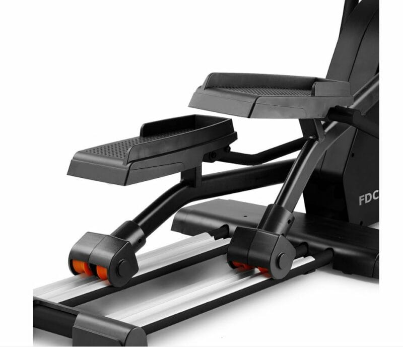 BH Fitness FDC Studio fél profi elliptikus tréner TFT kijelzővel