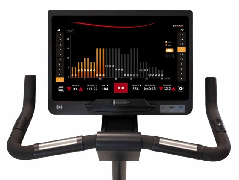 BH Fitness Inertia H730 profi edzőtermi szobakerékpár 19" Smart Focus kijelzővel
