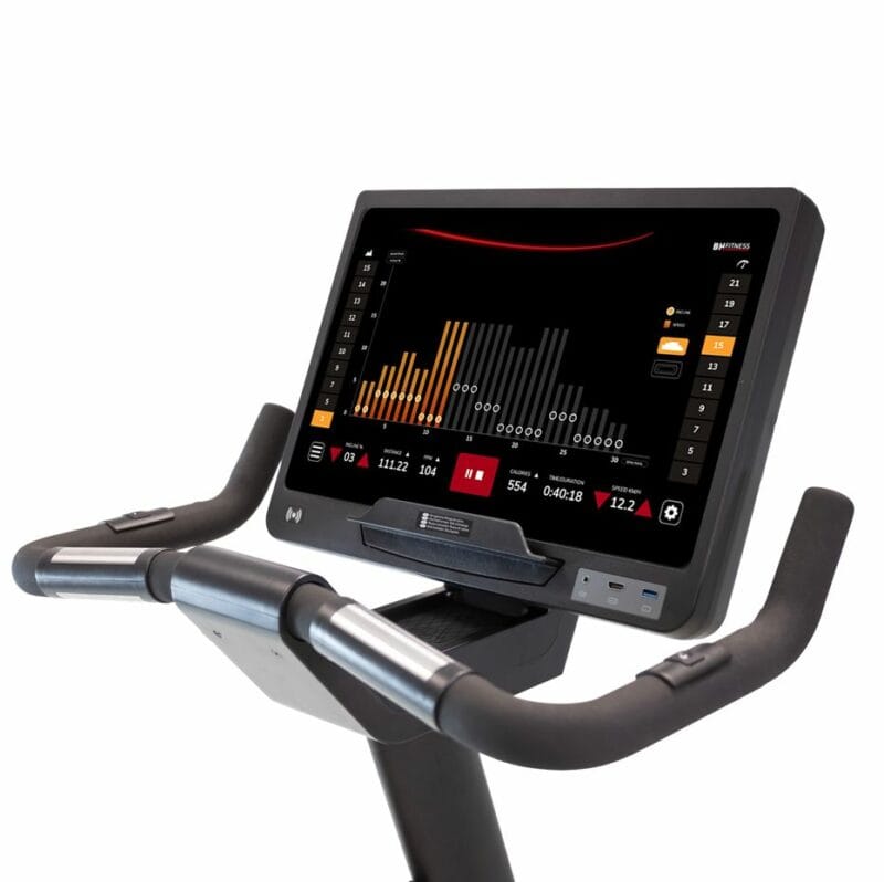 BH Fitness Inertia H730 profi edzőtermi szobakerékpár 19" Smart Focus kijelzővel