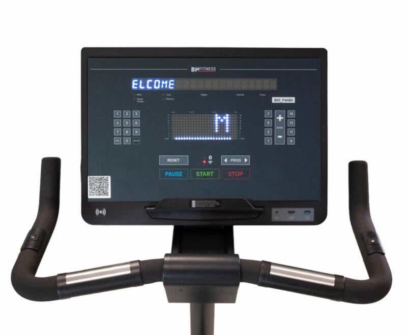 BH Fitness Inertia H730 profi edzőtermi szobakerékpár LED kijelzővel