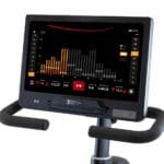 BH Fitness Inertia H778 profi edzőtermi háttámlás szobakerékpár 19" Smart Focus kijelzővel