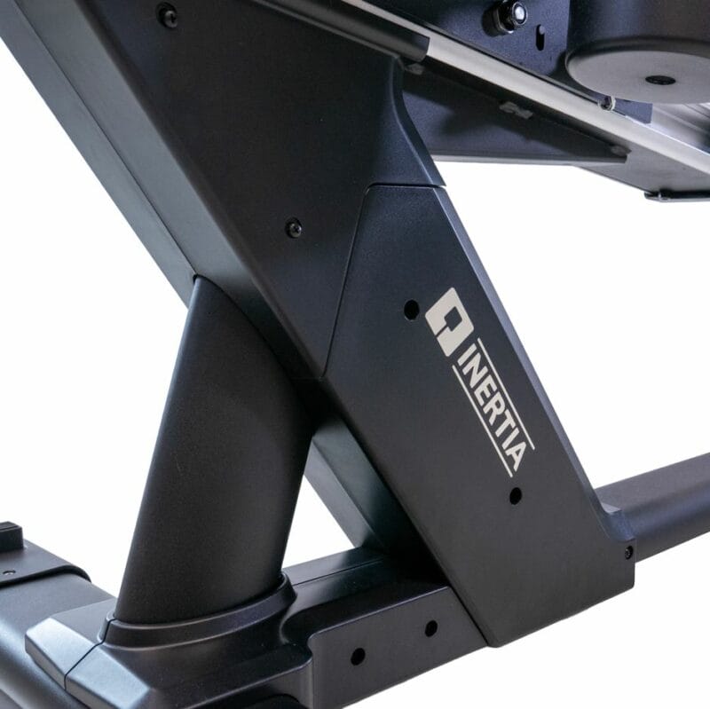 BH Fitness Inertia H778 profi edzőtermi háttámlás szobakerékpár 19" Smart Focus kijelzővel