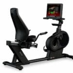 BH Fitness Inertia H778 profi edzőtermi háttámlás szobakerékpár 19" Smart Focus kijelzővel