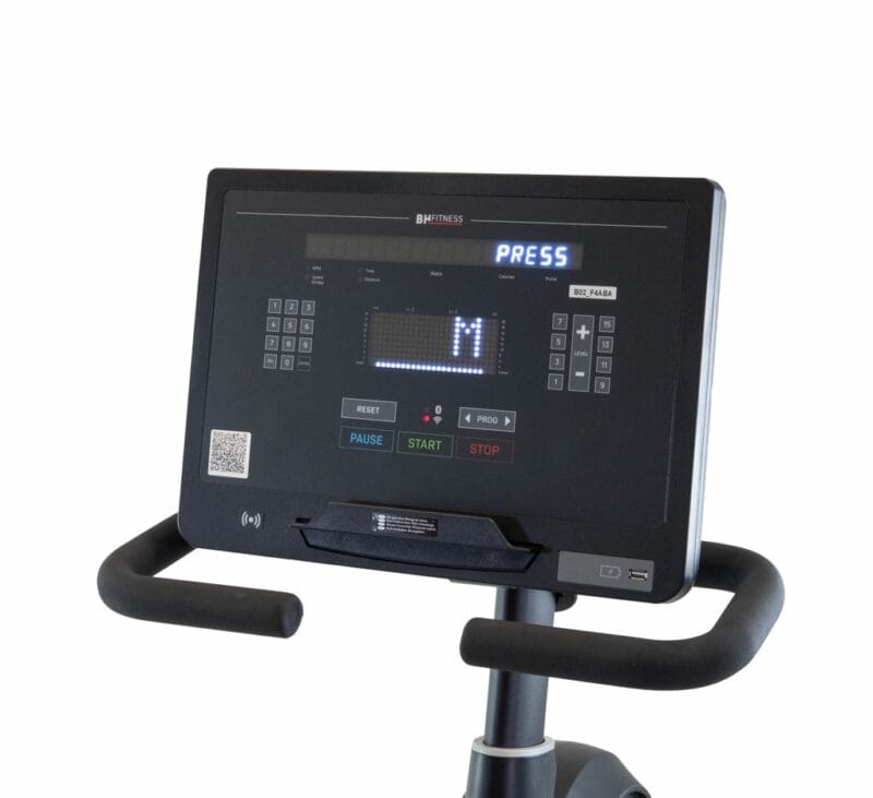 BH Fitness Inertia H778 profi edzőtermi háttámlás szobakerékpár LED kijelzővel