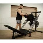 bh-fitness-kombinalt-45°-os-hack-guggolo-es-labtolo-gep-g530-05 BH Fitness Kombinált 45°-os hack guggoló és lábtoló gép