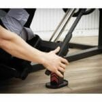 bh-fitness-kombinalt-45°-os-hack-guggolo-es-labtolo-gep-g530-08 BH Fitness Kombinált 45°-os hack guggoló és lábtoló gép