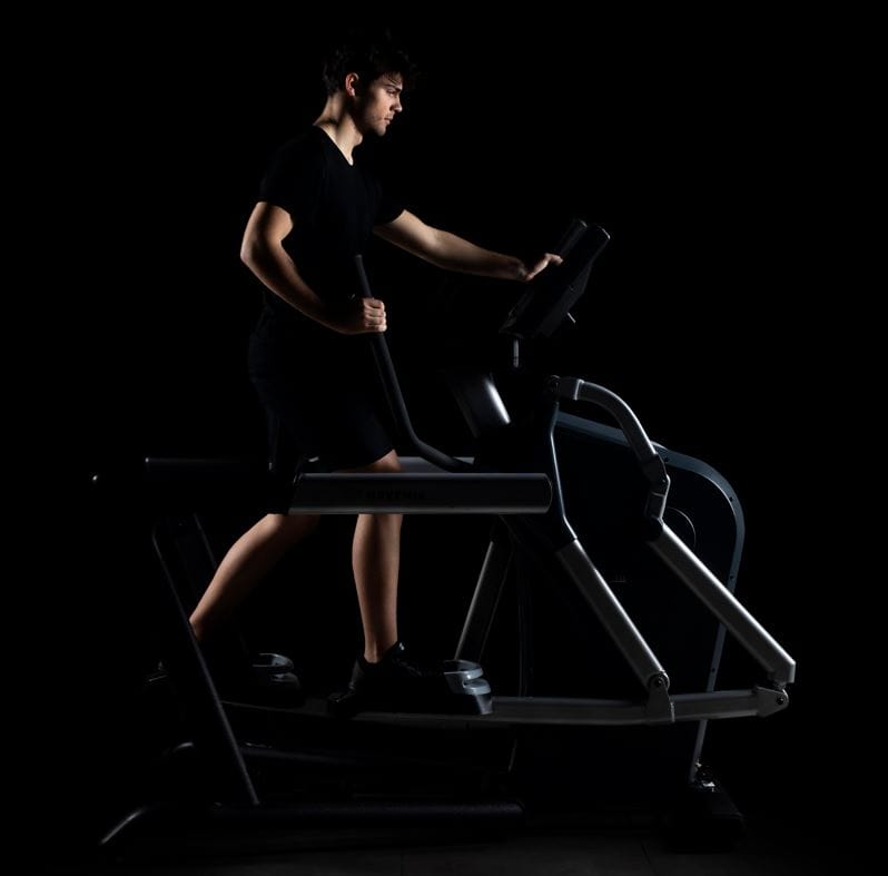 bh-fitness-movemia-ec1000-profi-edzotermi-elliptikus-trener-19-smart-focus-kijelzovel-01 BH Fitness Movemia EC1000 profi edzőtermi elliptikus tréner 19" Smart Focus kijelzővel
