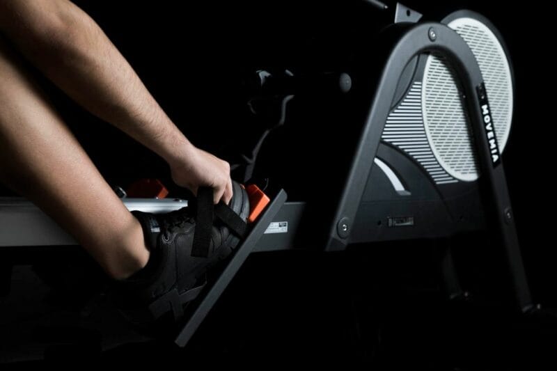 BH Fitness Movemia RW1000 profi edzőtermi evezőgép LCD kijelzővel