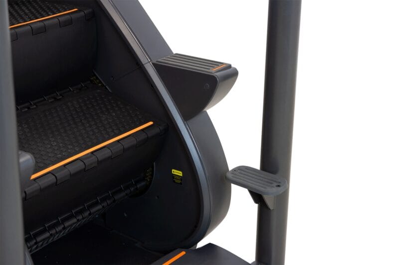 bh-fitness-movemia-sc1000-profi-edzotermi-climber-lepcsozogep-led-kijelzovel-01 BH Fitness Movemia SC1000 profi edzőtermi Climber lépcsőzőgép LED kijelzővel