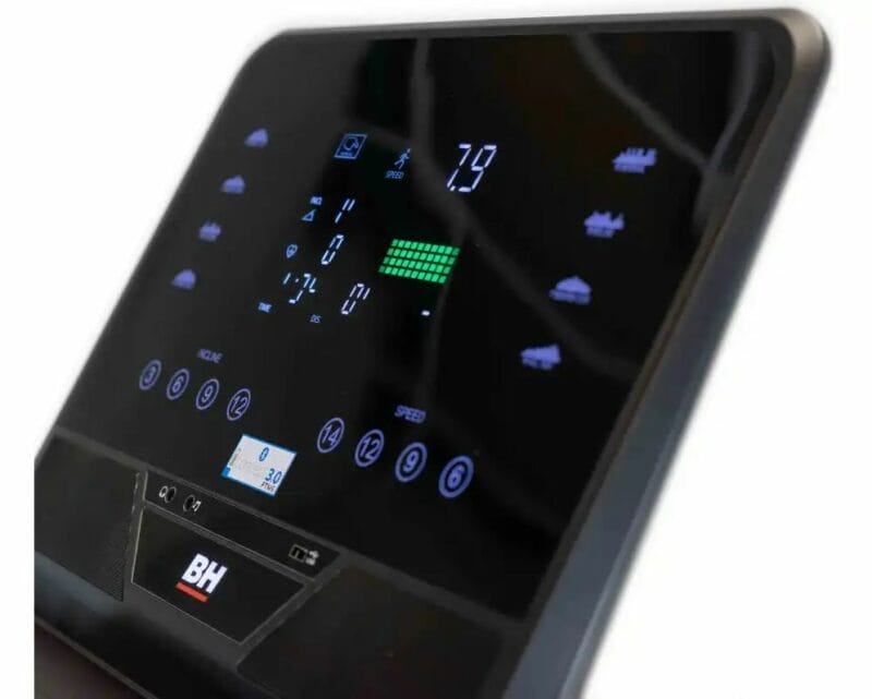 BH Fitness RS1200 fél profi futópad LED kijelzővel