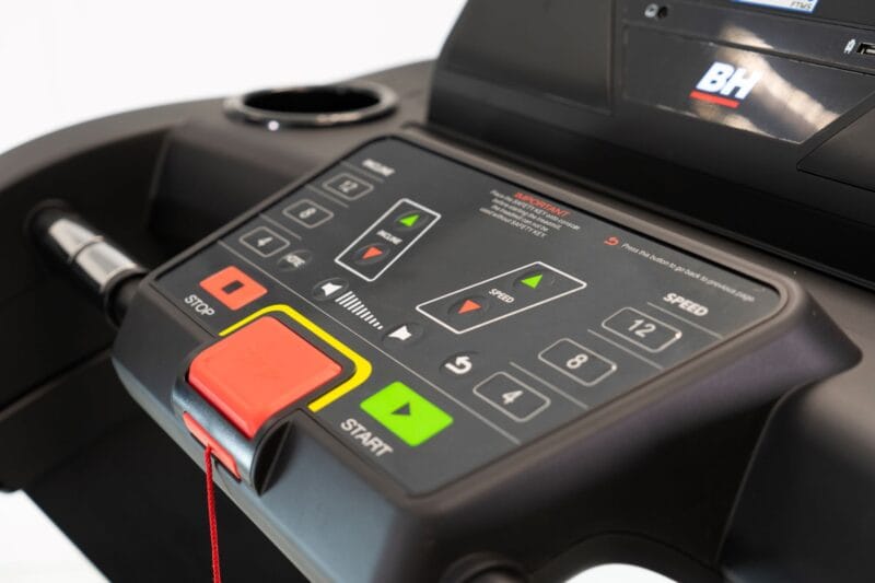 BH Fitness RS2000 profi edzőtermi futópad LED kijelzővel