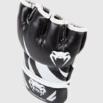 Venum Challenger MMA kesztyű L-es méret