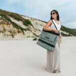 VirtuFit Állítható háttámlás, összecsukható kempingpléd és strandszőnyeg - fekete