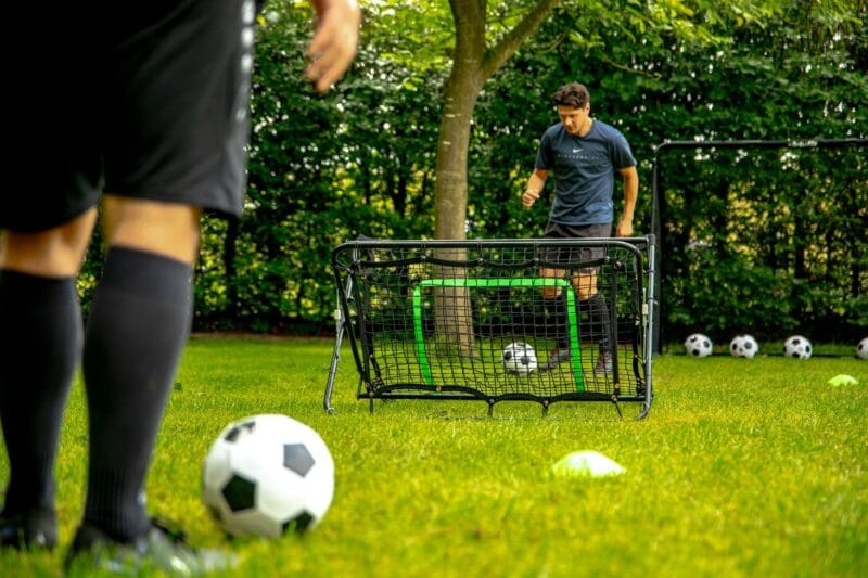 VirtuFit Kombinált visszapattanó fal labda játékokhoz 113x106x61cm