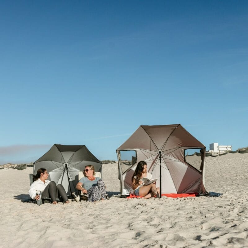 VirtuFit Nagyméretű strand napernyő szélvédővel - 180cm - fekete