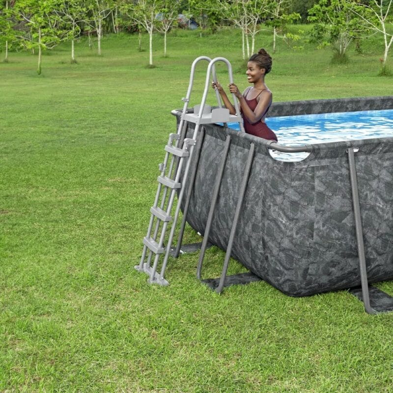Bestway APX 365 négyévszakos szögletes fémvázas medence kiegészítőkkel 549x274x132cm
