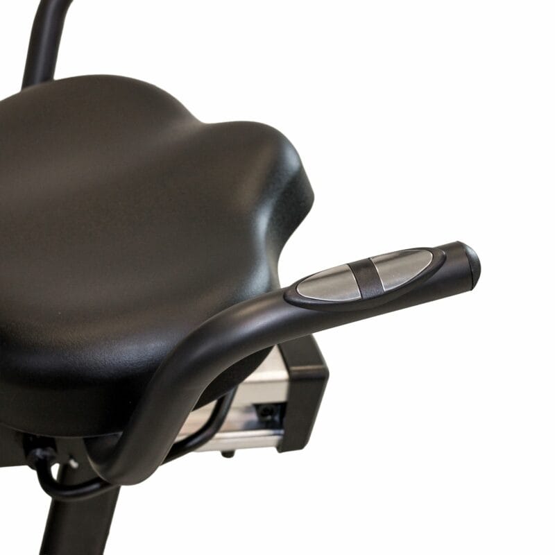 BH Fitness XTR fél profi háttámlás szobakerékpár LCD kijelzővel
