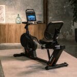 BH Fitness XTR fél profi háttámlás szobakerékpár multimédiás TFT kijelzővel