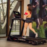 BH Fitness RS800 futópad multimédiás TFT kijelzővel