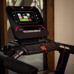 BH Fitness RS800 futópad multimédiás TFT kijelzővel