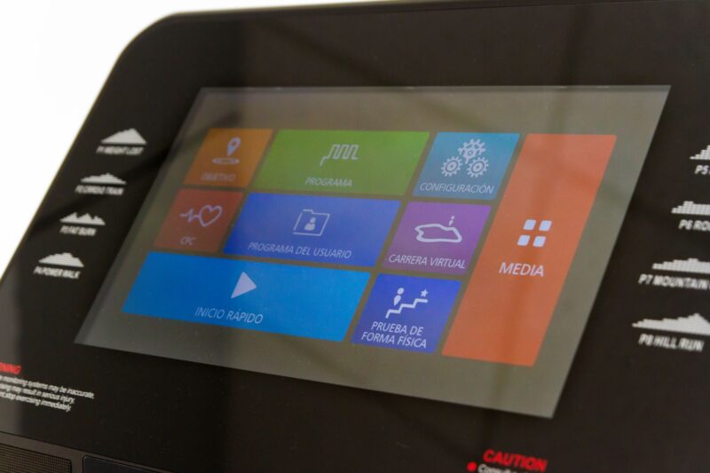 BH Fitness RS900 futópad multimédiás TFT kijelzővel