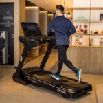 BH Fitness RS900 futópad multimédiás TFT kijelzővel