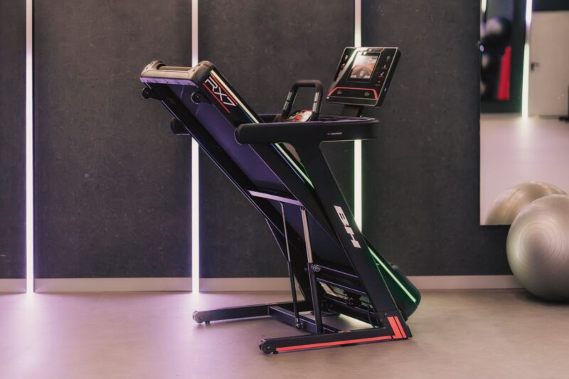 BH Fitness RX7 futópad multimédiás TFT kijelzővel
