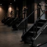 BH Fitness Inertia SC700 profi edzőtermi Climber lépcsőzőgép LED kijelzővel