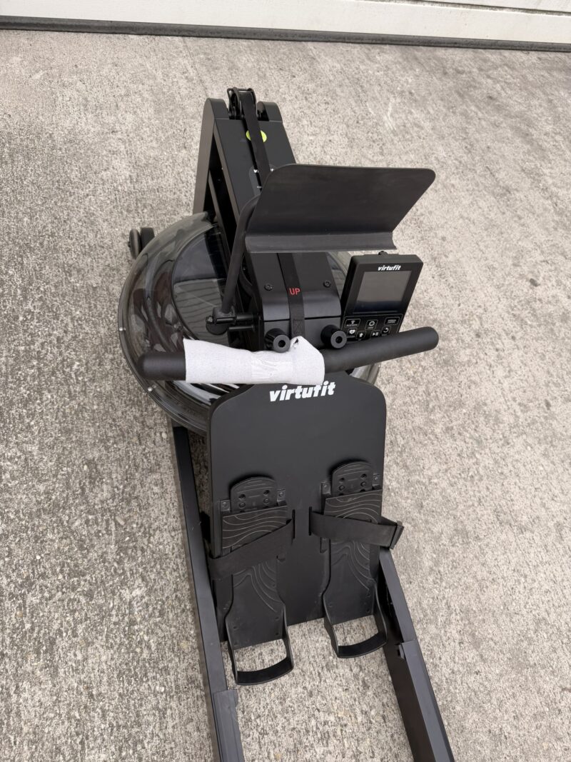 VirtuFit Elite víz ellenállásos csomagsérült evezőpad