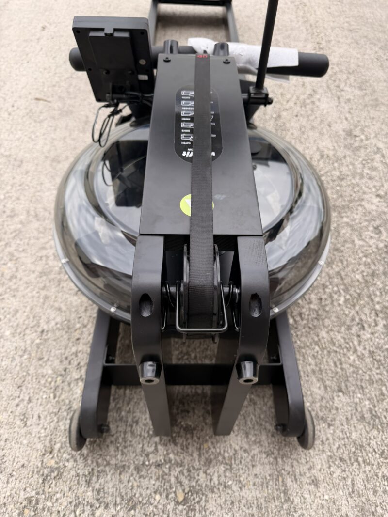 VirtuFit Elite víz ellenállásos csomagsérült evezőpad