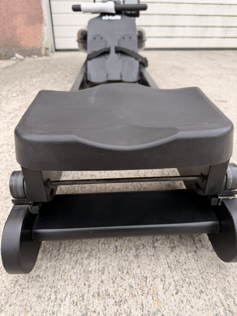 VirtuFit Elite víz ellenállásos csomagsérült evezőpad